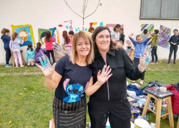 Importantes murales fueron realizados en el exterior del Centro de Jubilados de Tornquist (Videos)