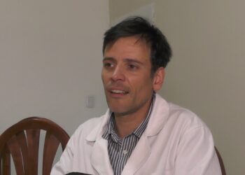 ATENCIÓN SALUD: El Dr. César Salinas y la posibilidad de ofrecer tratamientos oncológicos en el Hospital Municipal (Video)