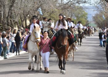 Saldungaray se vistió de fiesta en el cierre de su 122° aniversario