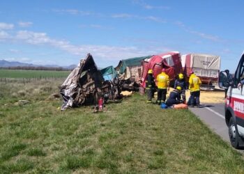 Murió un camionero tras un choque frontal en la ruta 33