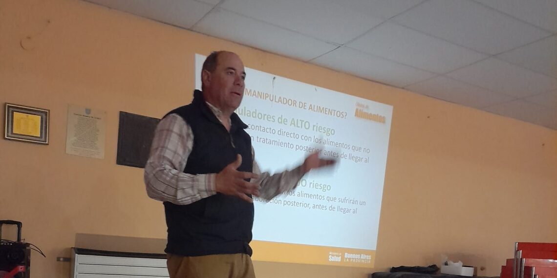 Bromatología brinda un curso de manipulación de alimentos para instituciones