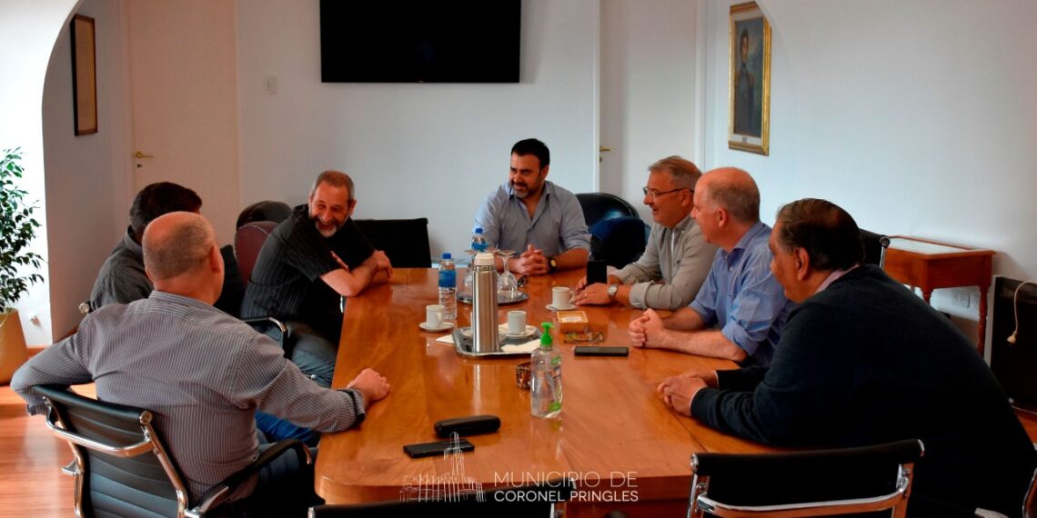 Bordoni mantuvo una nueva reunión para avanzar en la restitución del tren vía Príngles