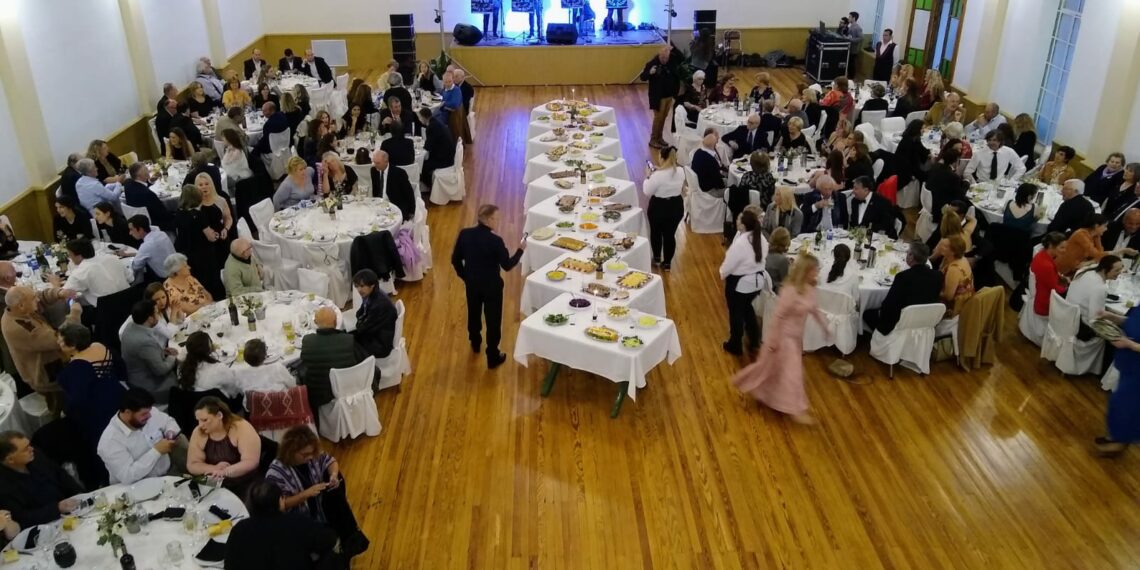 La Sociedad Germánica continuó los festejos de su centenario con una cena en su salón de fiestas