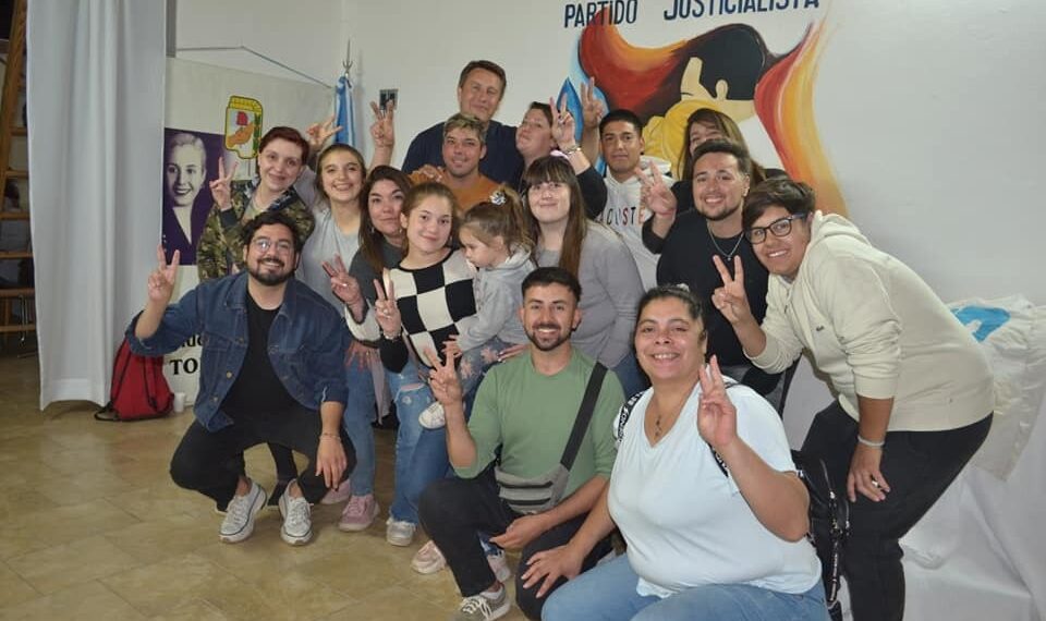 Militantes y simpatizantes del Partido Justicialista se hicieron presentes para celebrar un nuevo 17 de Octubre