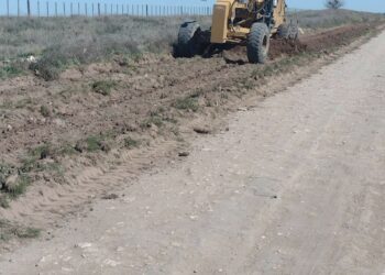 La Comisión Vial retomó los trabajos en caminos rurales del distrito