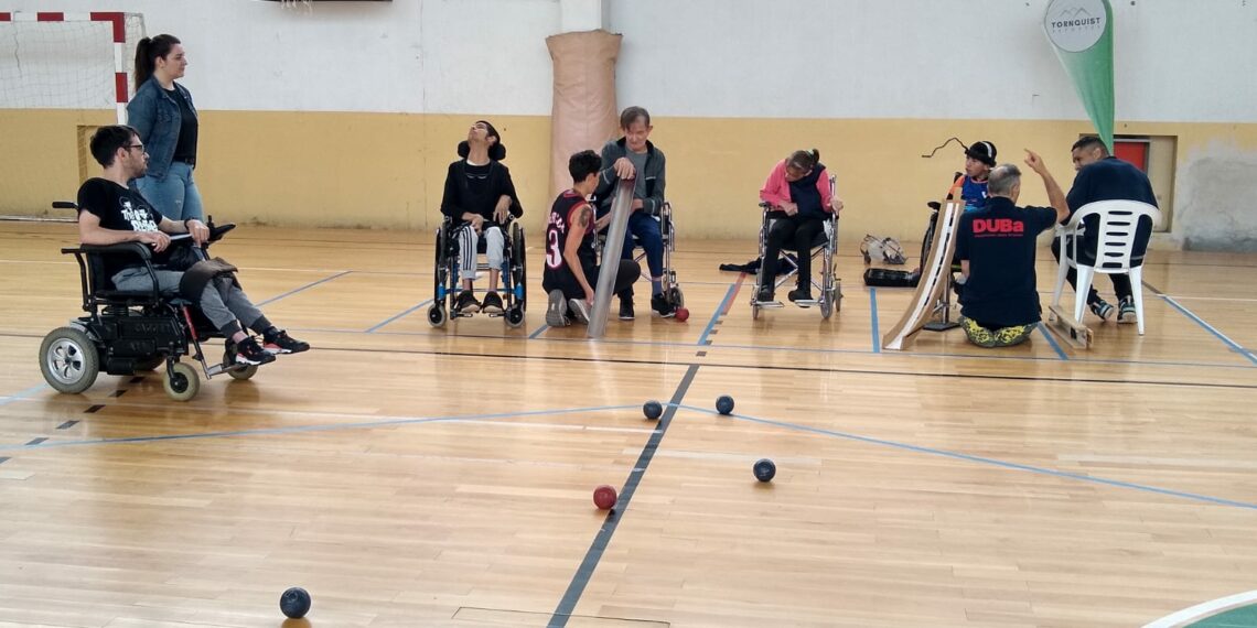 Tornquist fue sede de un torneo recreativo de Boccia (Video)