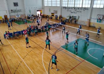 Unos 13 distritos estuvieron representados en el encuentro regional de newcom realizado en Tornquist (Fotos)