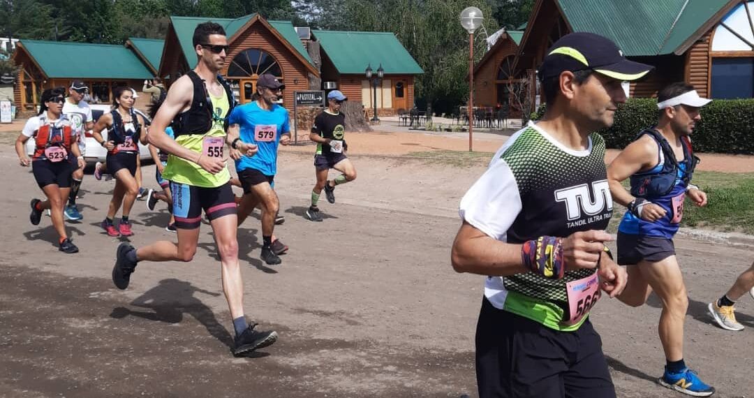 Se llevó a cabo la 12° edición de la Carrera Aventura y Caminata Aeróbica Solidaria de la Unidad Sanitaria de Villa Ventana (Videos)