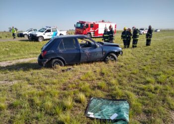Se registró un vuelco en el acceso a Tornquist por Ruta Nacional 33 (Video)