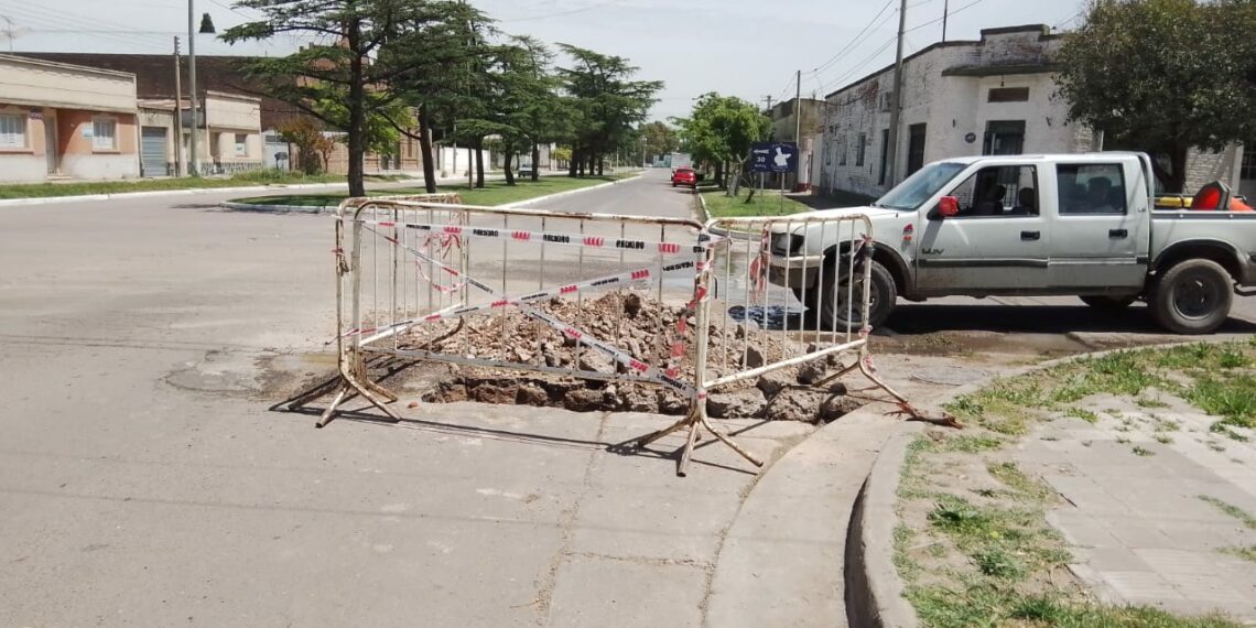 Solicitan transitar con precaución en Av. Belgrano esquina Rawson
