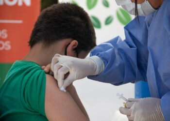 La campaña de refuerzo de vacunación contra el sarampión, rubeola, paperas y polio continúa hasta el 11 de diciembre