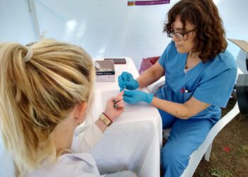 ATENCIÓN SALUD: Jornada de testeos en el marco del Día Internacional de la Lucha Contra el Sida (Videos)