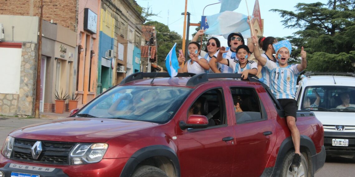 Tornquist festejó la clasificación del seleccionado a cuartos de final en el Mundial Qatar 2022 (fotos y video)