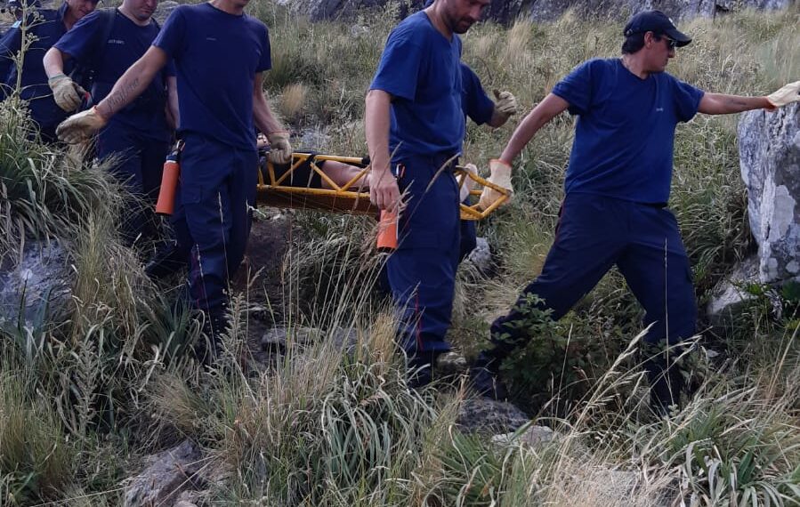 Los bomberos rescataron una persona en el cerro Ventana