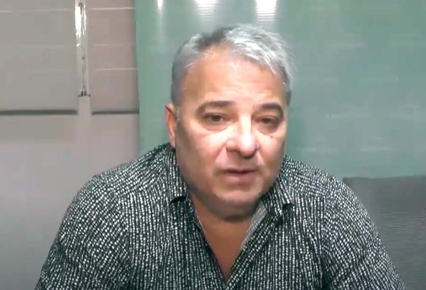 Bordoni: Construirán una Pileta de Natación en Saldungaray . Importantes avances en viviendas y su futuro político