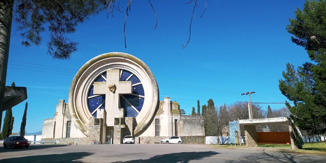 El Municipio licitó la obra de restauración del cementerio de Saldungaray