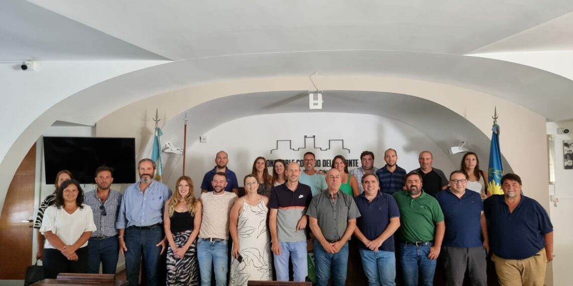 Federico Labarthe con importante apoyo seccional