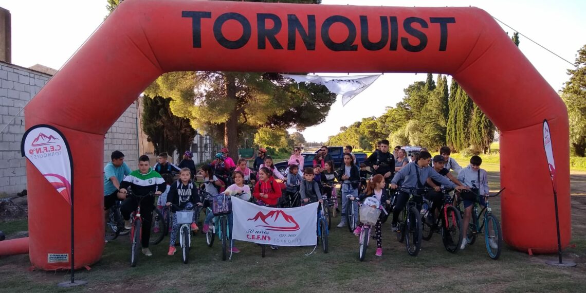 CEF N° 9: Bicicleteada familiar en el marco de la Semana de la Actividad Física (Video)