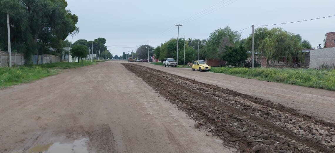 Avanzan tareas de mantenimiento de calles en diferentes sectores de Tornquist