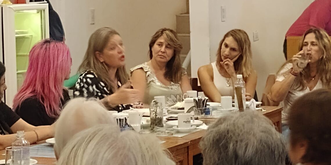 Importante reunión por el 8M en Sierra de la Ventana