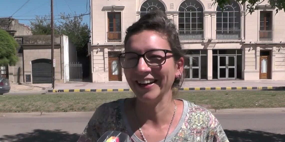 Actividad cultural en el marco del Día Internacional de la Mujer y la 8° Fiesta Pcial. de la Vendimia (Videos)