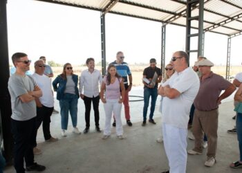 El Ministro de Producción, Ciencia e Innovación Tecnológica visitó el Sector Industrial Planificado (VIDEOS)