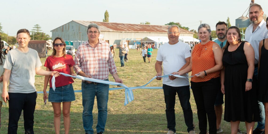 Con una jornada productiva dio inicio la 8va Fiesta Provincial de la Vendimia en Saldungaray