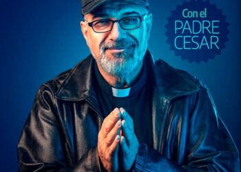 El Padre César se presenta con su ‘Misa Rockera’ en el teatro ‘Rodolfo Funke’