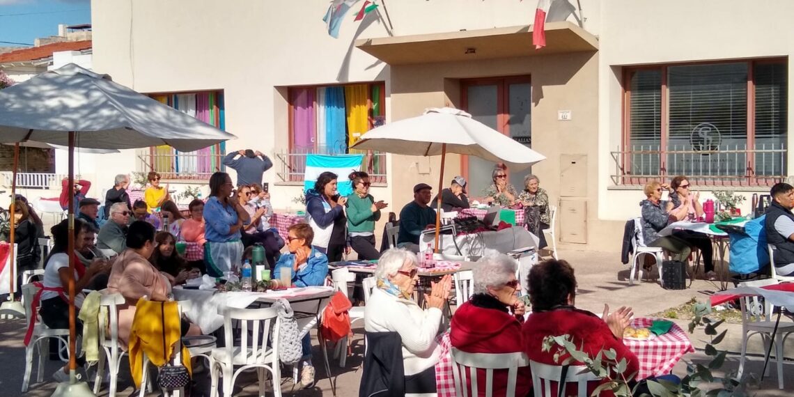 El público disfrutó de la 1° edición de “La Trattoria” organizada por la Sociedad Italiana (Video y Fotos)