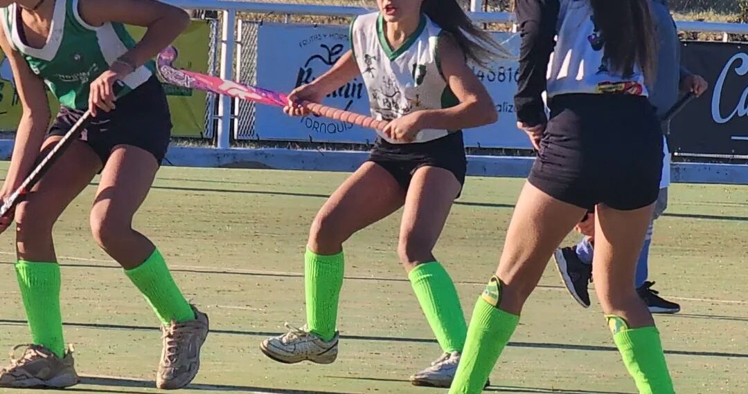 Hockey: “Las Lobas” vencieron a Puerto Belgrano “B” en las cuatro categorías