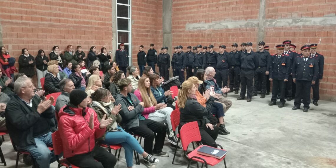 El Cuartel de Villa Ventana festejó el Día del Bombero Voluntario (Fotos y Videos)