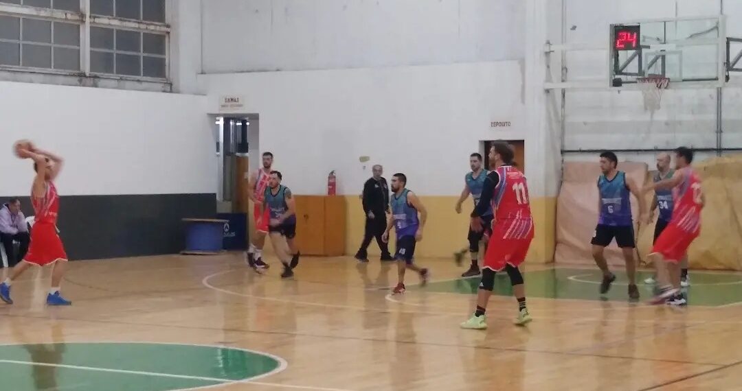 Victoria de Pigüé Básquet sobre Tornquist Básquet en partido jugado en el Gimnasio Municipal “Eva Perón” (Video)