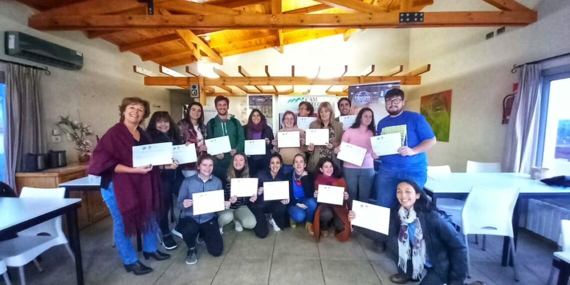 Turismo: Se dictó en el distrito un curso de Atención al Cliente