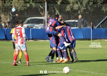 PASO AUTOMOTO; UNION QUEDÓ EN EL CAMINO