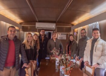 El Tren Museo Itinerante llegó a Tornquist y Bordoni recorrió la formación  