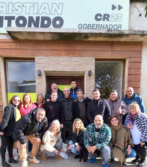 El precandidato a senador provincial del PRO Alex Campbell visitó Tornquist