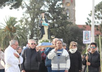 Fiestas Patronales: Se realizó la tradicional procesión en honor a Santa Rosa de Lima (video y fotos)