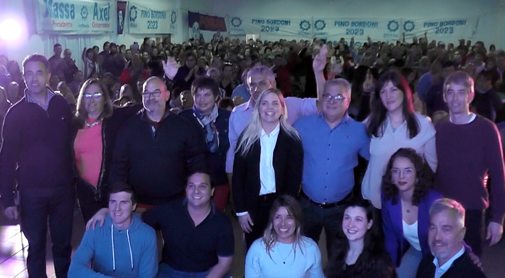 Un importante marco de público acompañó la presentación de la Lista de Unión por la Patria (Videos)