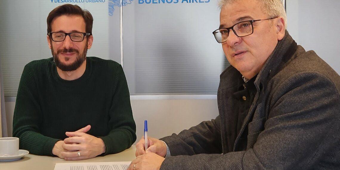 Bordoni firmó un convenio para la construcción de 38 viviendas más en Tornquist