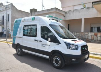 El municipio recibió una ambulancia para el Hospital Menor de Sierra de la Ventana y equipamiento de salud