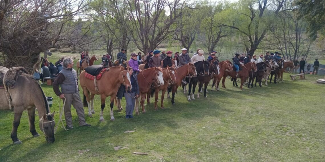 Testimonios e imágenes de la actividad de campo organizada por la EESA N° 1 (Videos)
