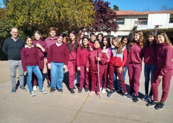 El proyecto “El Mundo según Mía” avanza en el programa “Las escuelas hacen” (Videos)