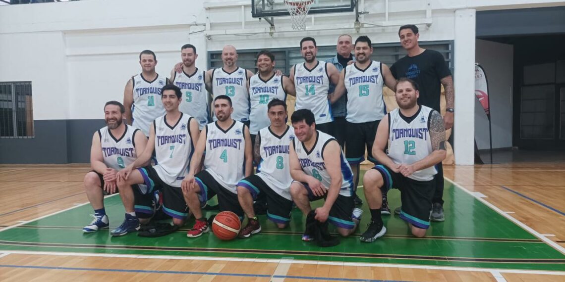 Triunfo de Tornquist Básquet de local ante Independiente de Pigüé (Video)