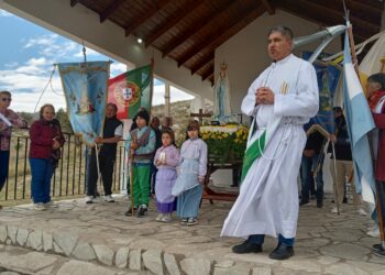 Se realizó una nueva Peregrinación al Santuario “Nuestra Señora de Fátima” en Villa Serrana La Gruta (Fotos y video)