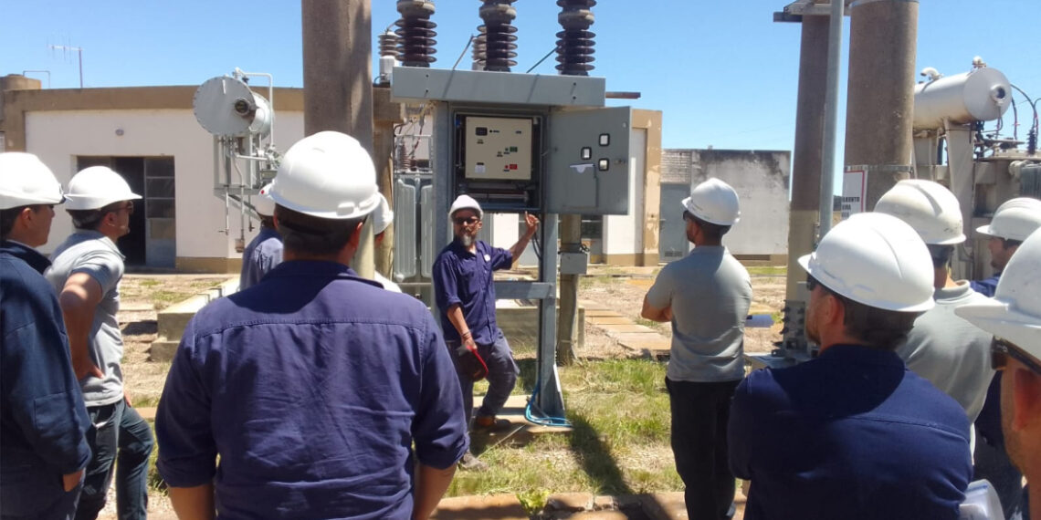 Personal de la CELT realizó una capacitación sobre Seguridad y Operación de la Estación Transformadora Tornquist de la empresa EDES SA.