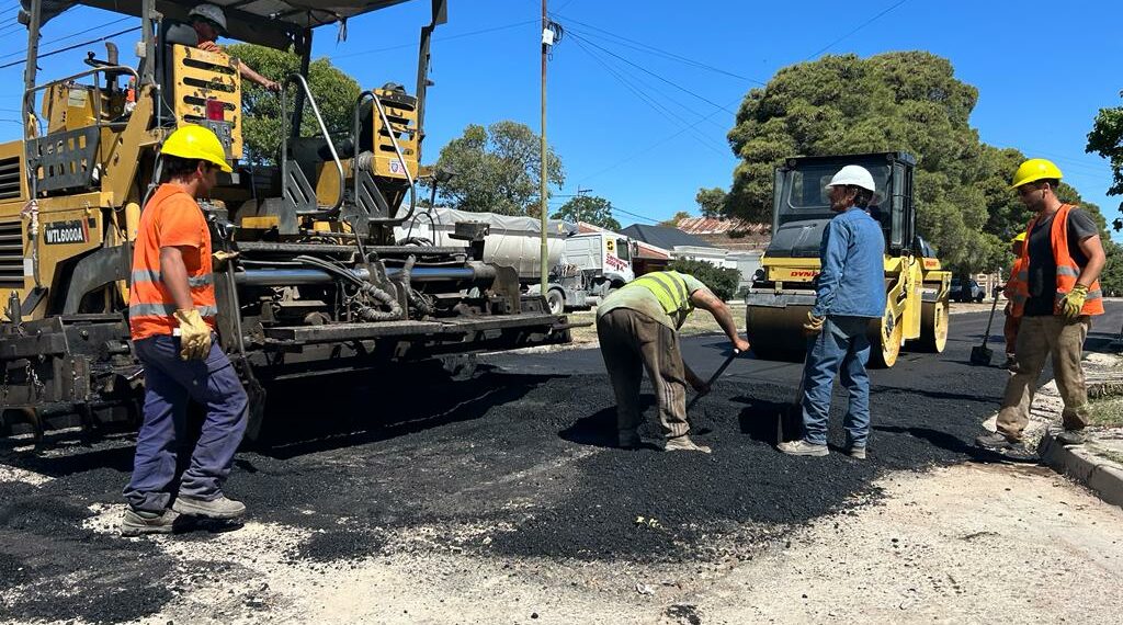 Comenzó la repavimentación de calles céntricas de Tornquist