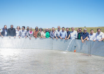 Funcionarios municipales visitaron la Escuela Agraria junto al ministro de Desarrollo Agrario provincial