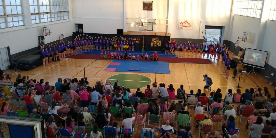Se realizó la “Gala 2023” en el Gimnasio Municipal “Eva Perón” (Videos)
