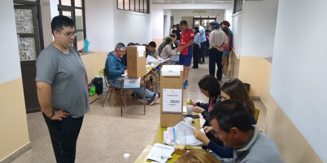 Ballotage 2023: Con total normalidad se realiza la votación en el distrito de Tornquist (Video)