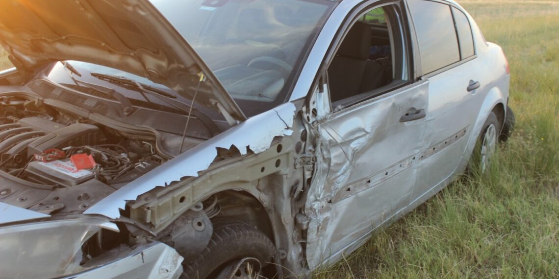 No hubo heridos por el roce de dos vehículos en la Ruta 33 (FOTOS)